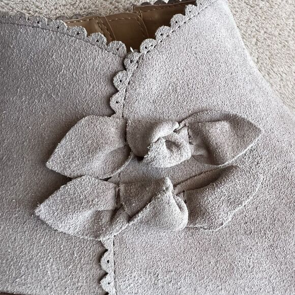 Jack Rogers Kali Taupe Tan Suede Ankle Boot Booties Bow Side Zip Women’s 7.5 - 8 - Picture 8 of 16